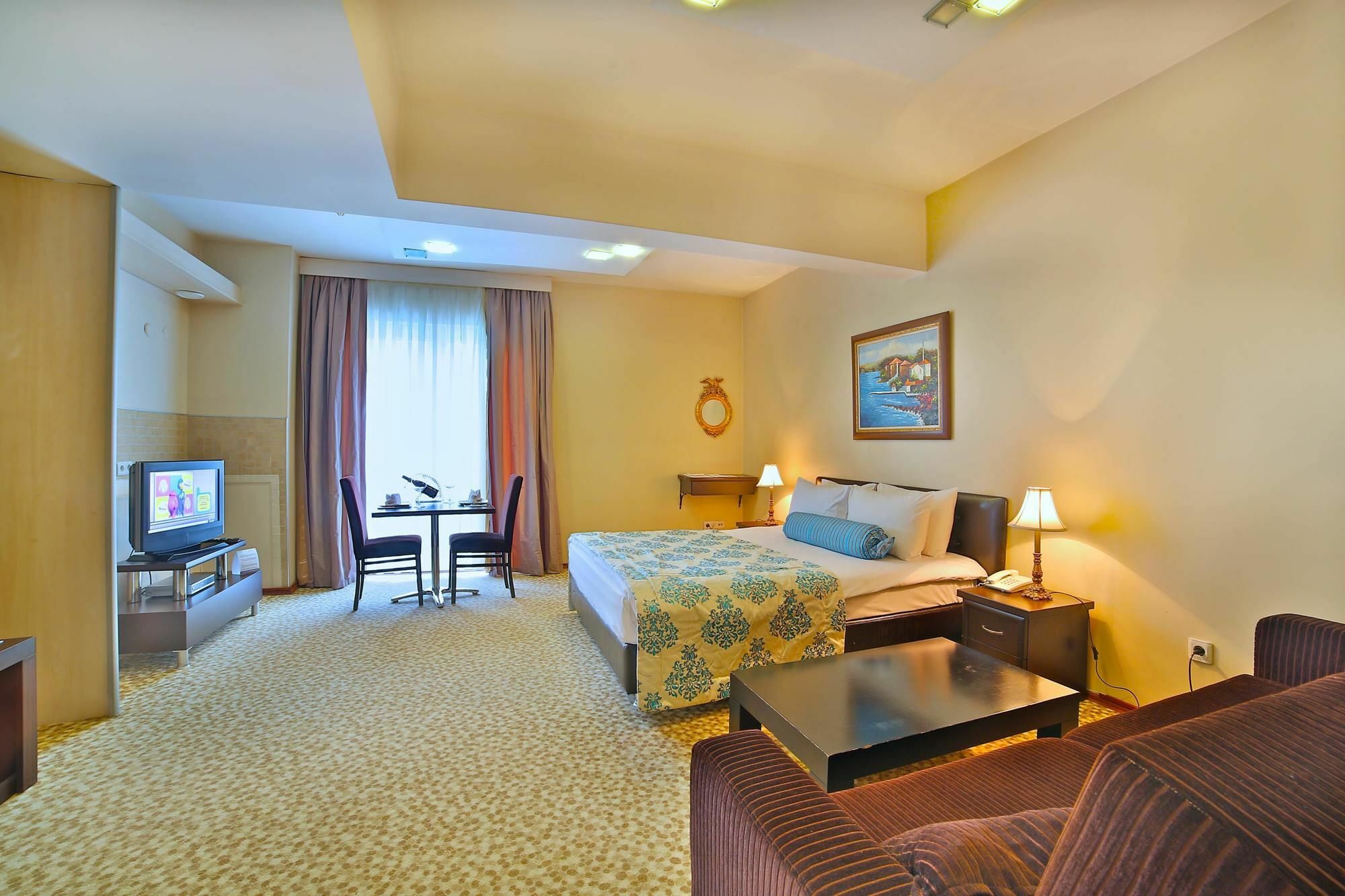 Bahira Suite Hotel Istanbul Exteriör bild