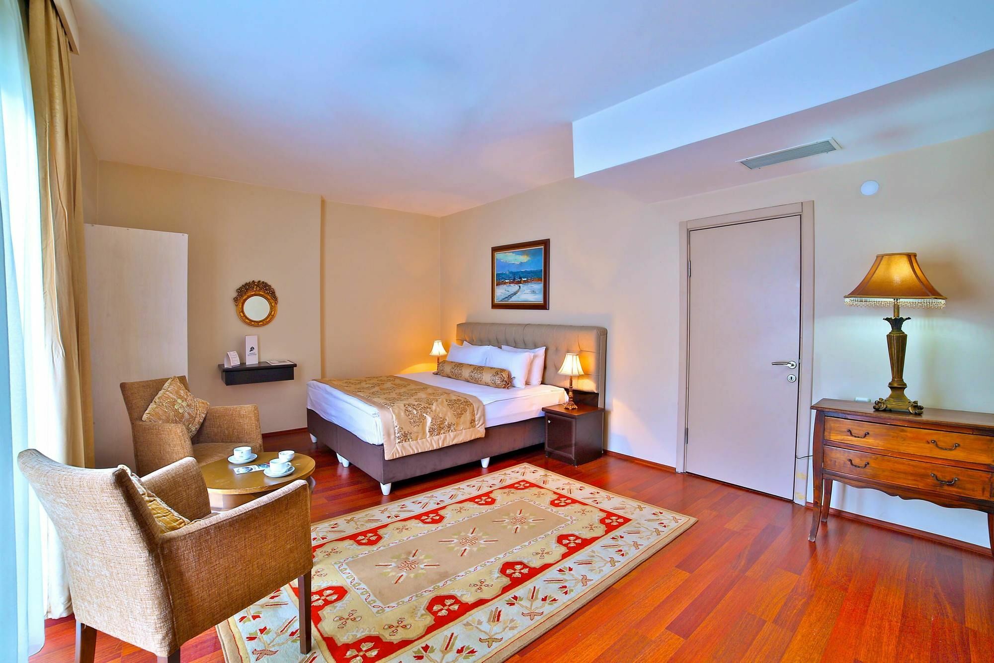 Bahira Suite Hotel Istanbul Exteriör bild